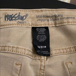 Mid rise begging size 12